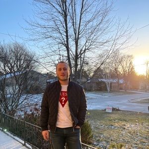 Meet your Posher, Badri